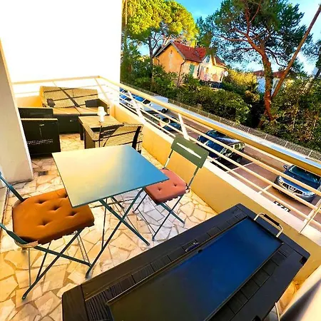 Appart 2 Pieces /4 Couchages En Front De Mer Avec Terrasse, Clim Et Parking Gratuit 아파트